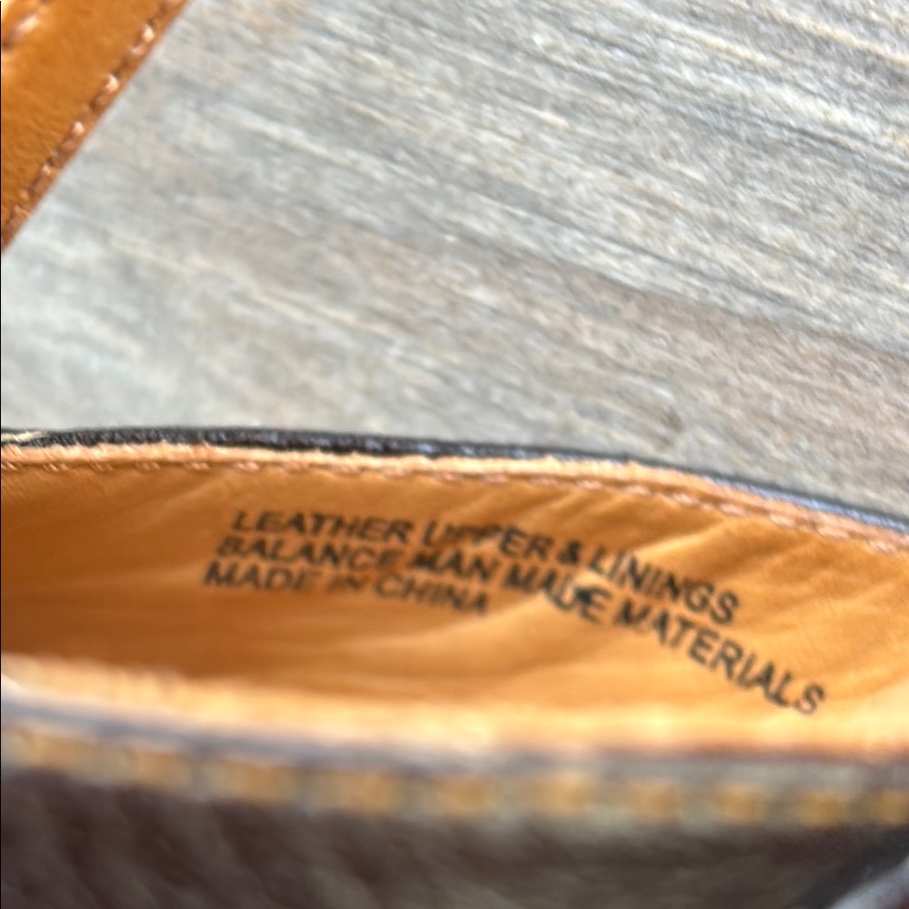 Elegant Born Crown Brown Leather Women's Heels - Picture 9 of 9